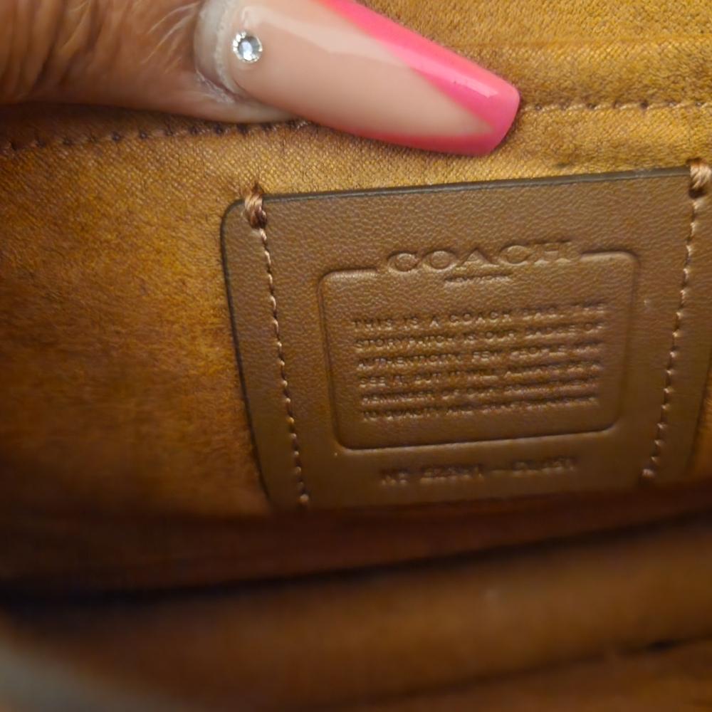 Coach purse - Picture 9 of 12